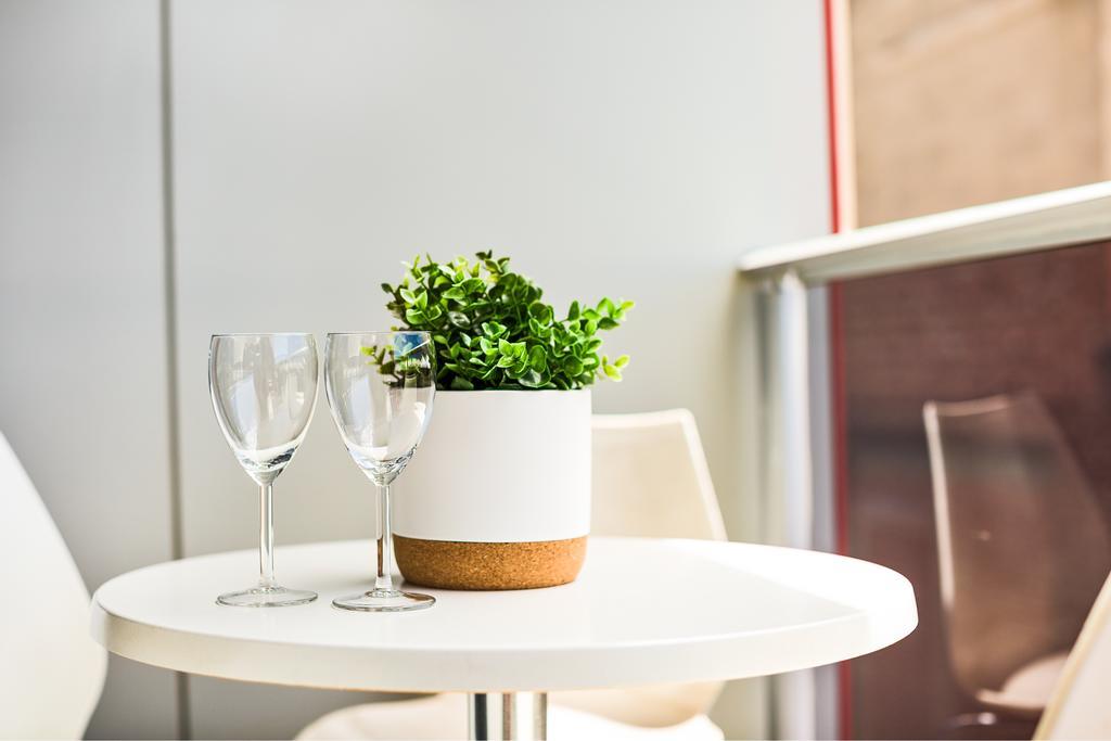York Apartments أدليد المظهر الخارجي الصورة