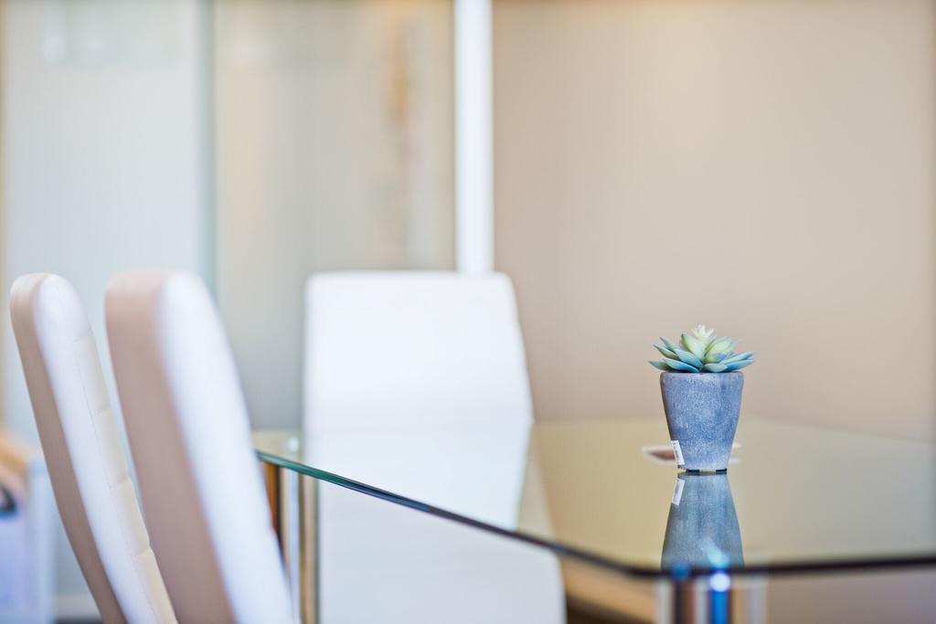 York Apartments أدليد المظهر الخارجي الصورة
